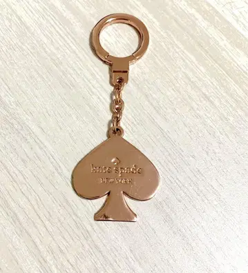 케이트 스페이드 키링