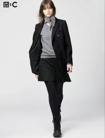 UNIQLO C 플레어 스코트