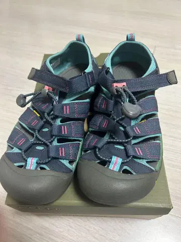 KEEN 뉴포트 22.5