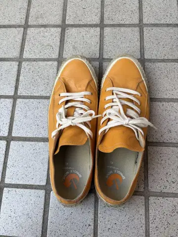 스핑글 무브 오렌지 가죽 스니커즈 XL