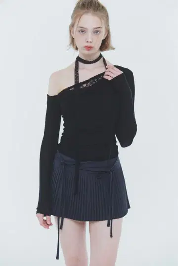 Painorpleasure Laura Lace tops