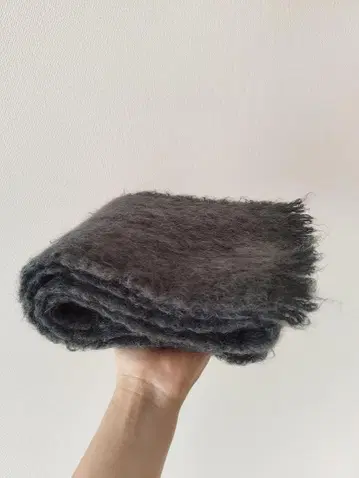 CINQ 모헤어 머플러 그레이쉬 블루