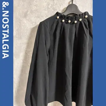 &.NOSTALGIA 긴팔 펄 장식 블라우스 블랙