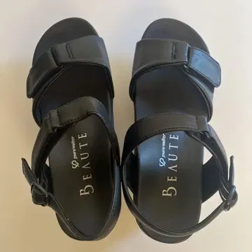 BEAUTE 퓨어 워커 오피스 샌들 PW5502 S 사이즈 새상품