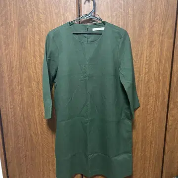 ZARA Traffic Collection 다크 그린 원피스
