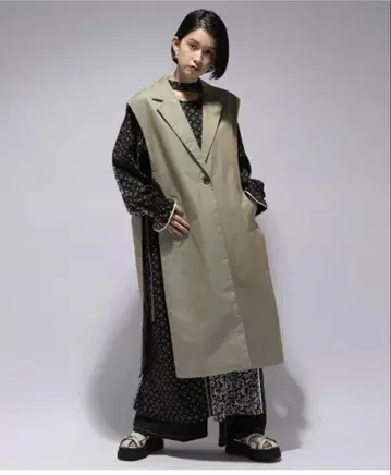 새상품 HARE 사이드 슬릿 롱 베스트
