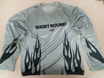 SHORT ROUND 프레임 프린트 롱 슬리브