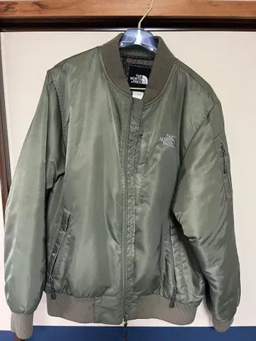 The North Face MA-1 NY01470
