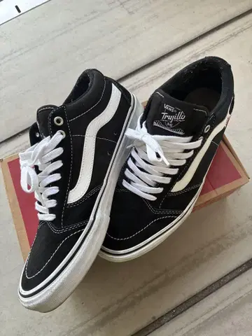 Vans SG PRO Trujillo 블랙/화이트 28.5cm