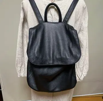 블랙 가죽 백팩