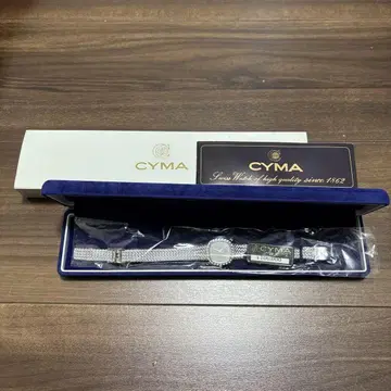 CYMA 손목시계