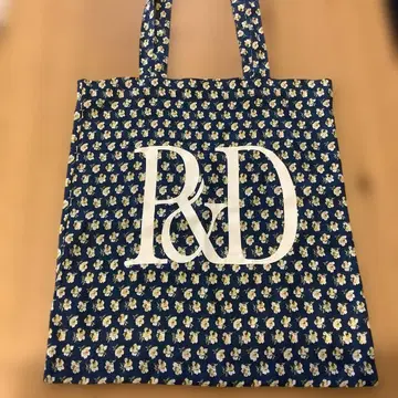 R&D.M.Co 올드맨즈테일러 꽃무늬 토트백 네이비