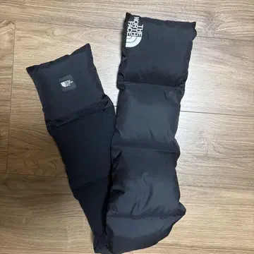 THE NORTH FACE 블랙 머플러