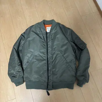 MA-1 플라이트 자켓