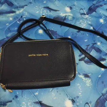 petite robe noire 블랙 숄더백