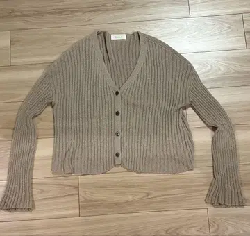 Mila Owen 이너 포함 가디건