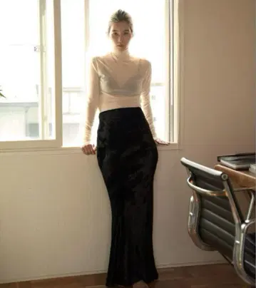 ENOF velvet long skirt