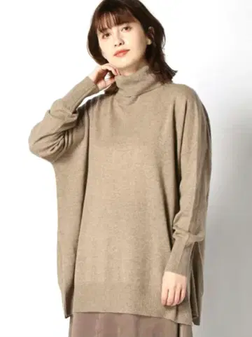 [ 새상품급 ] 최근 스픽앤스팬 퓨어캐시미어 터틀 풀오버 프리