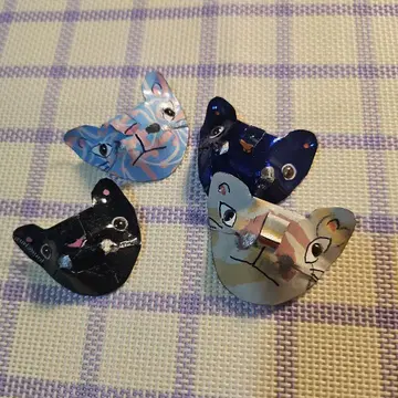 고양이 얼굴 디자인 핀 배지 4개 세트