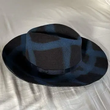 sensi studio 햇 M 사이즈