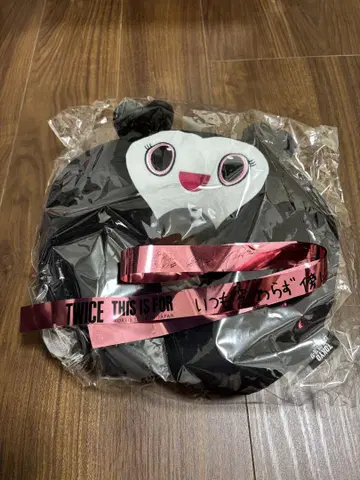 TWICE THIS IS FOR 업그레이드 혜택 넥 필로우