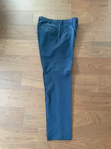 유니클로 감동 팬츠 시어서커