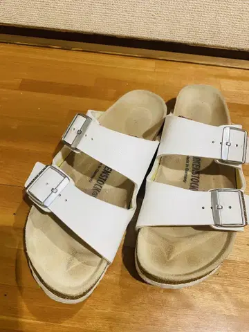 BIRKENSTOCK 애리조나 샌들 38 24.5