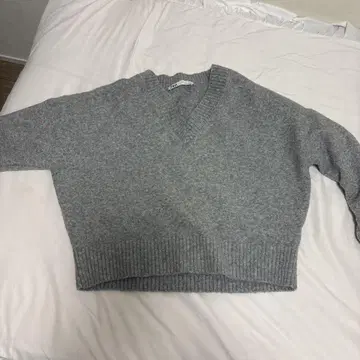 ZARA 그레이 V넥 스웨터 S