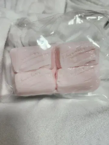 딸기 초코 스퀴즈