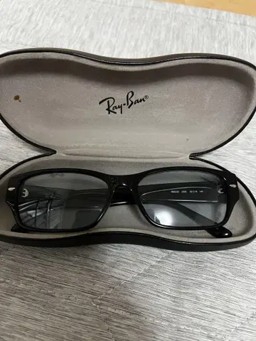 레이밴 블랙 스퀘어형 안경 케이스 포함