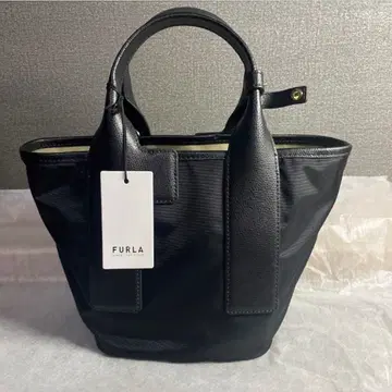 FURLA 블랙 핸드백