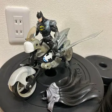 배트맨 피규어 바이크 포함