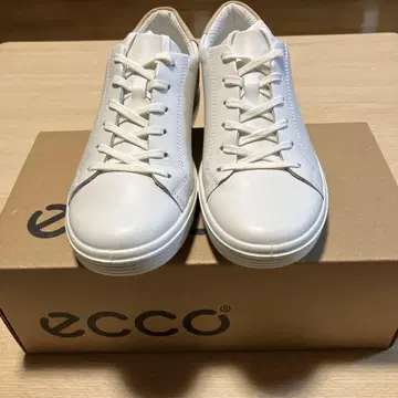 ECCO 클래식 스니커즈 37 화이트/베이지