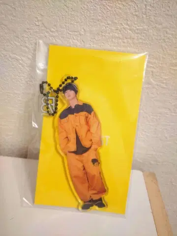 befirst 준논 아크릴 참 키링