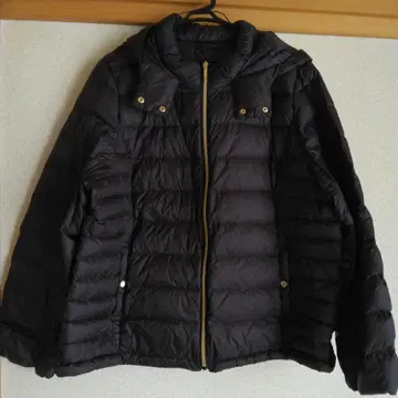 블랙 컬러 다운 자켓 4L