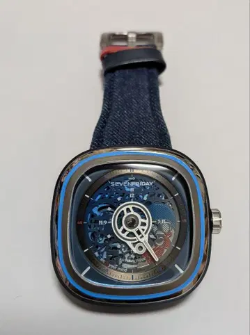 SEVENFRIDAY 오토매틱