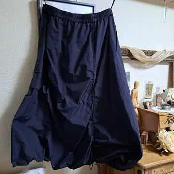 히로코코시노 블랙 벌룬 스커트 드로우 스트링 포함