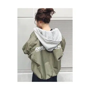 RODEO CROWNS 리버서블 후드 오버 MA-1 카키