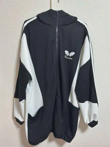 쿠로미 서브컬쳐 후드티