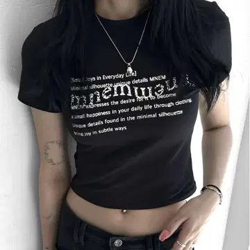 mnem () 24ss smudge letter half top