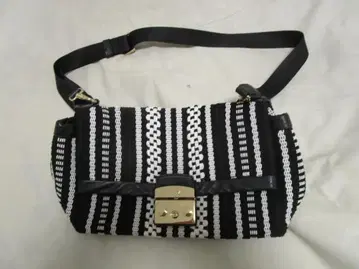 FURLA 스트라이프 숄더백