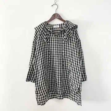 로와지르 린넨 프릴 칼라 블라우스