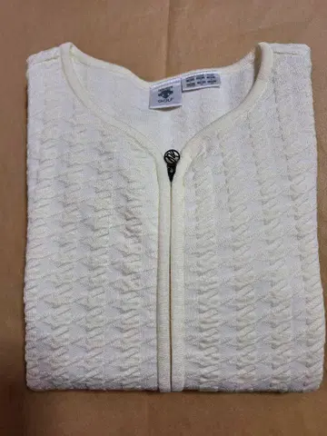 데상트 풀 집업 자카드 스웨터