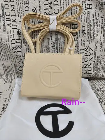 Telfar 베이지 로고 숄더백 새상품
