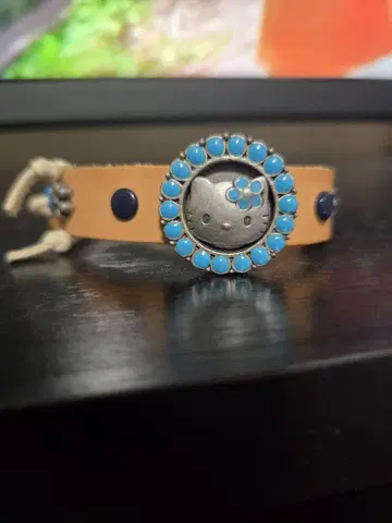 헬로키티 가죽 팔찌 레트로 레어 KITTY 터콰이즈