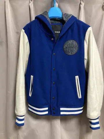 Hurley 후드 부착 바시티 자켓 L 사이즈
