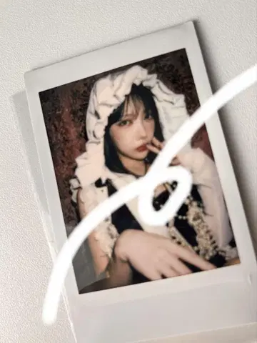 카티 폴라로이드