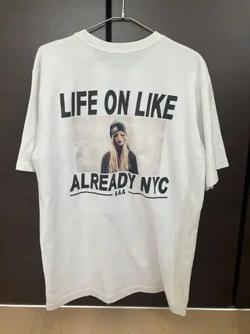 LIFE ON LIKE 티셔츠 ALREADY NYC