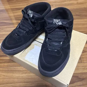 Vans HALF CAB 블랙 스니커즈