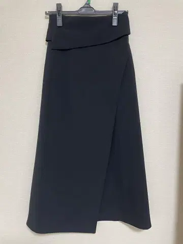 LOUNIE 랩스커트